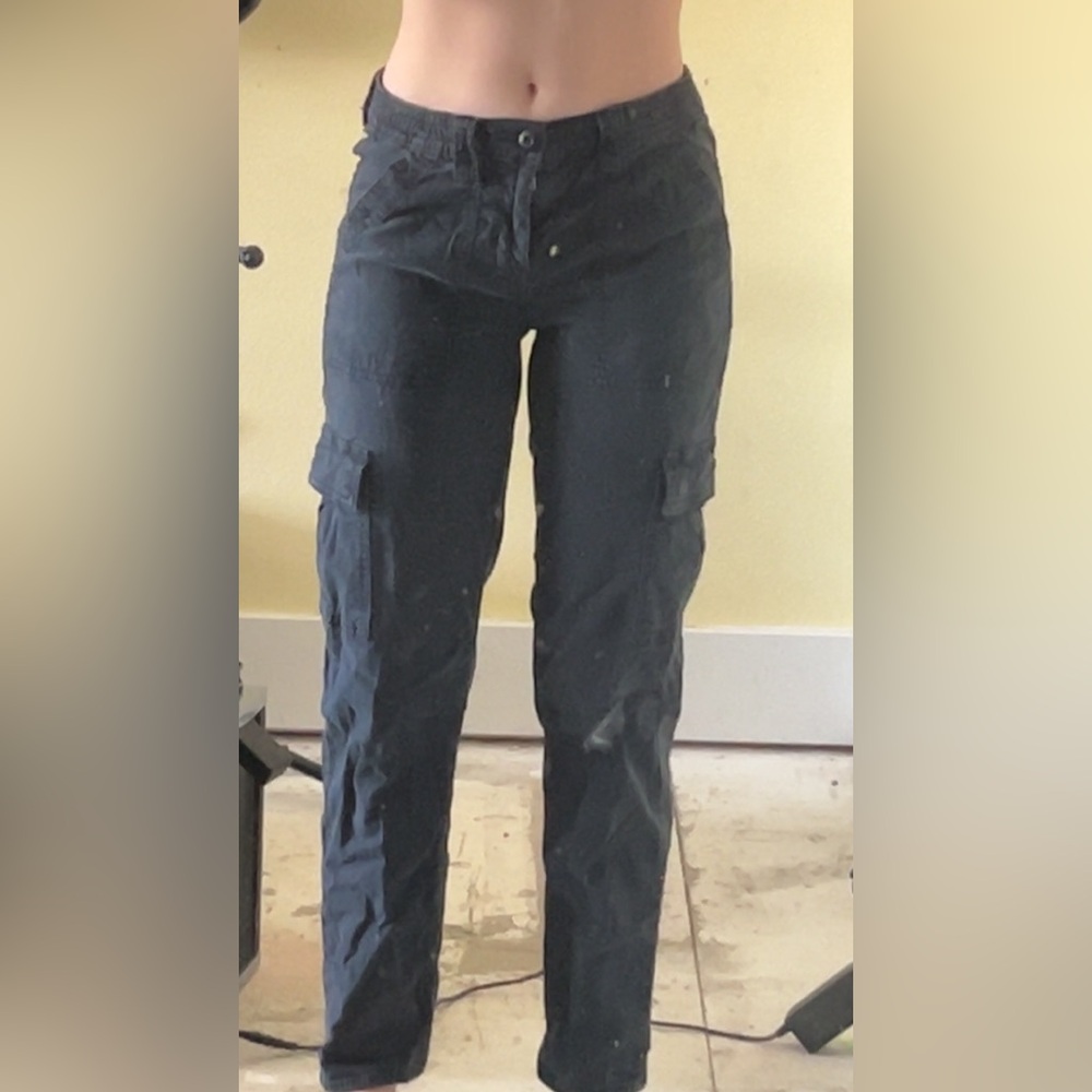American Eagle Outfitters Black Cargo Pants - Picture 2 of 5
